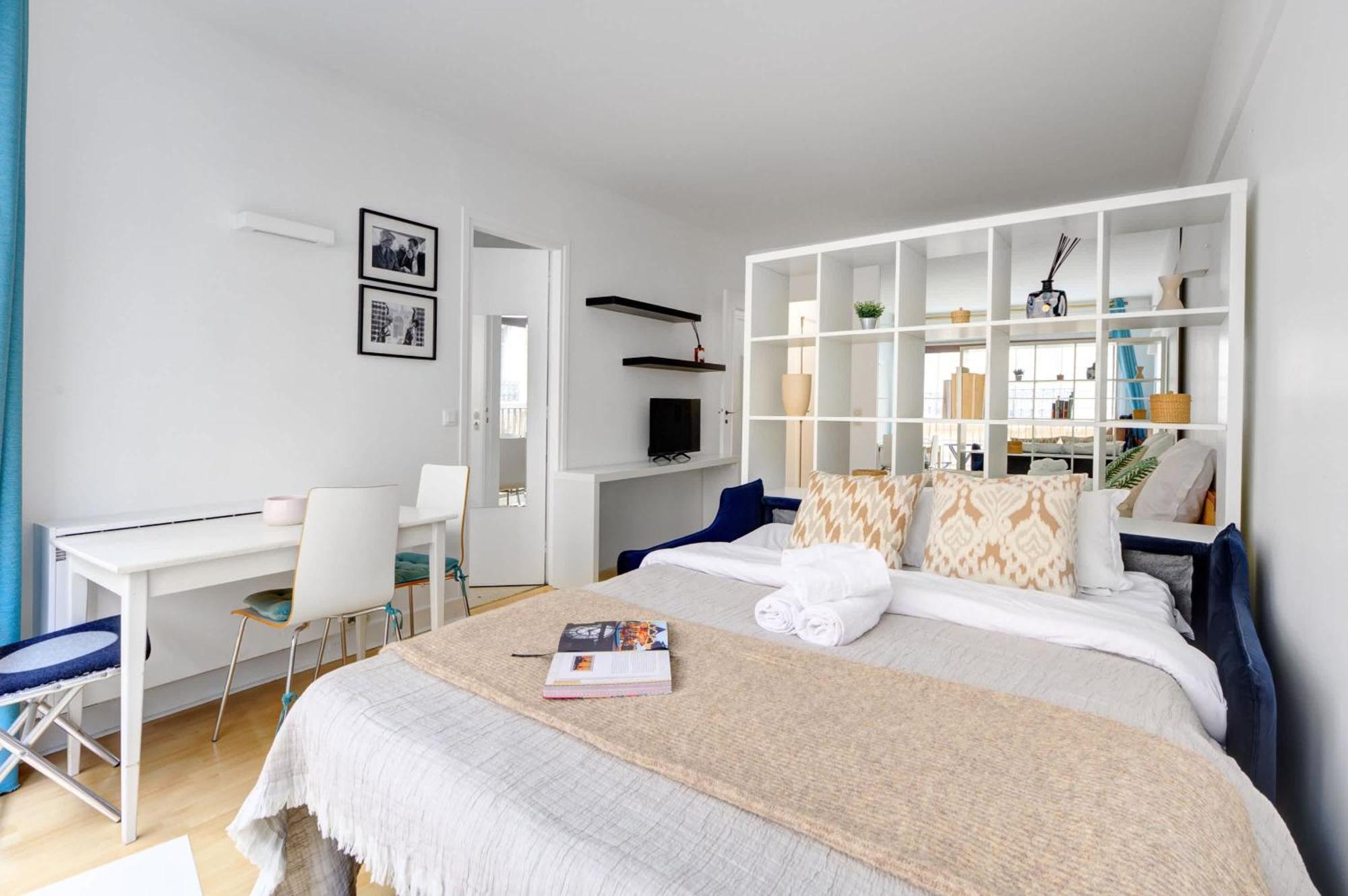 St Germain & Le Bon Marche With Balcony - Cityapartmentstay Paris Eksteriør bilde